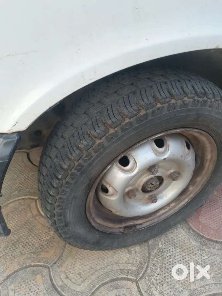 Maruti 800 (1998) - 2031 तक फिटनेस और इंश्योरेंस के साथ (jabalpur)