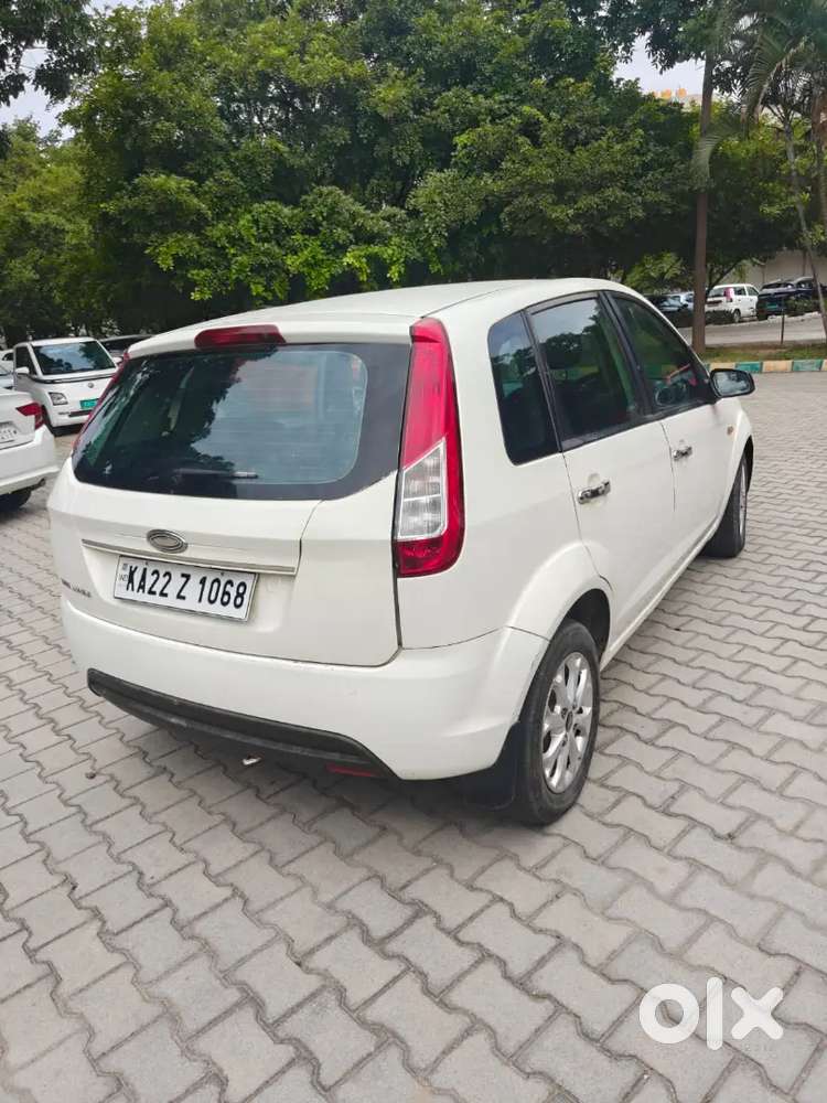 Ford Figo Petrol 2013