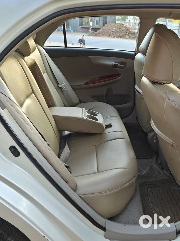 Toyota Corolla Altis G, 2011, Petrol