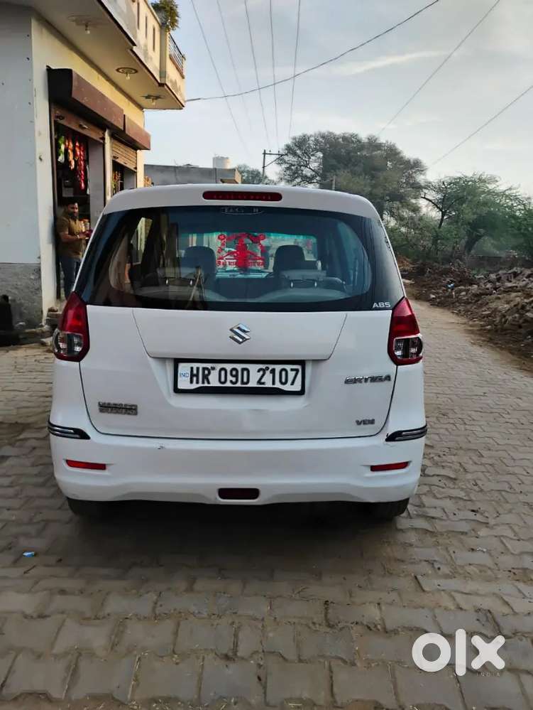 Maruti Suzuki Ertiga 2013 Diesel 185000 Km Driven