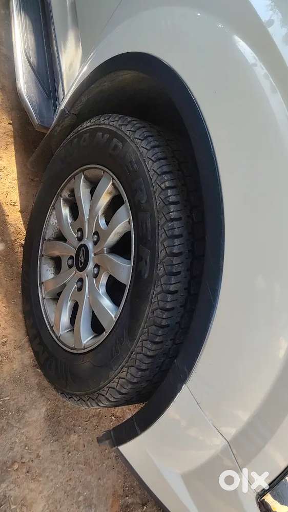 Mahindra Xuv500 2.2 W10 2017