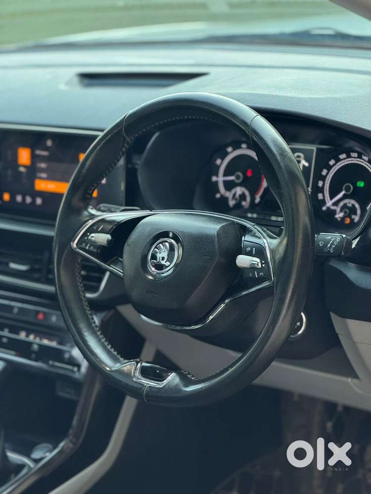 Skoda Kushaq 1.0 Tsi Style At, 2021, Petrol