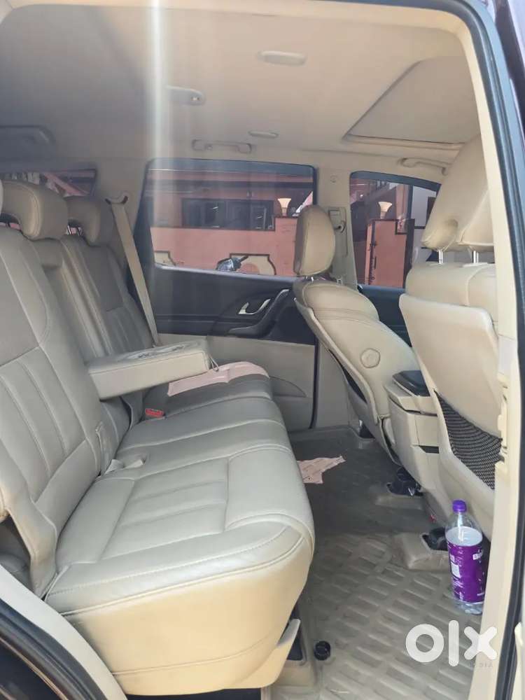 Mahindra Xuv500 W10 – Well‑maintained Suv For Sale