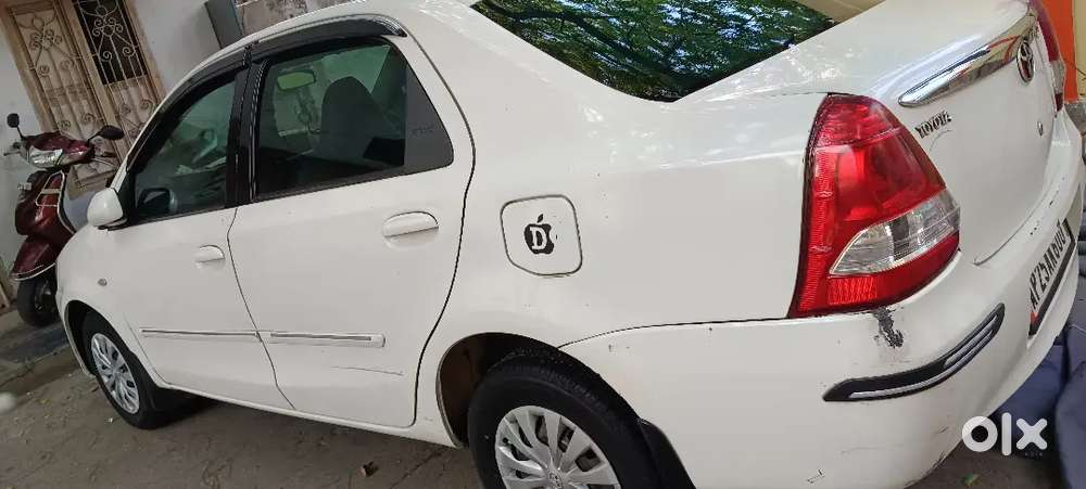 Toyota Etios 2012 Diesel 180000 Km Driven