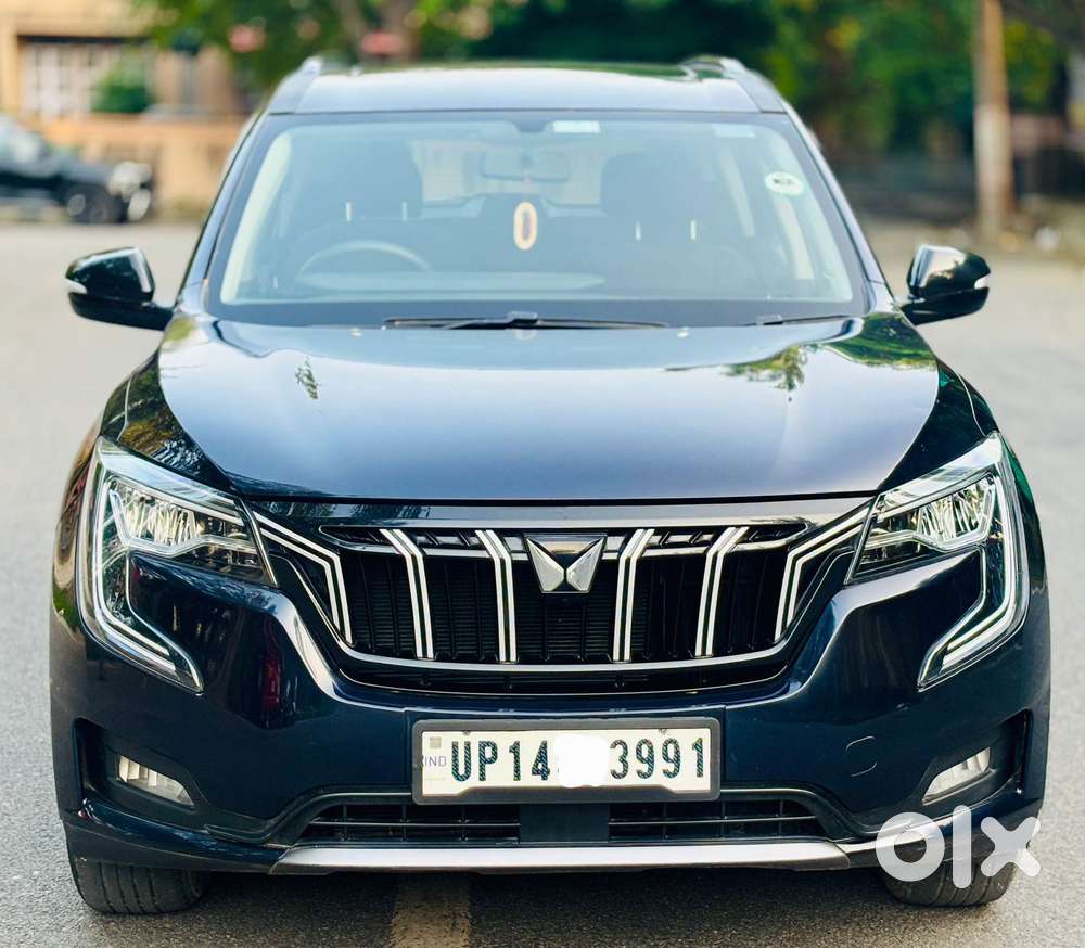 Mahindra Xuv700 Ax 5 Petrol Mt Str (e), 2022, Petrol