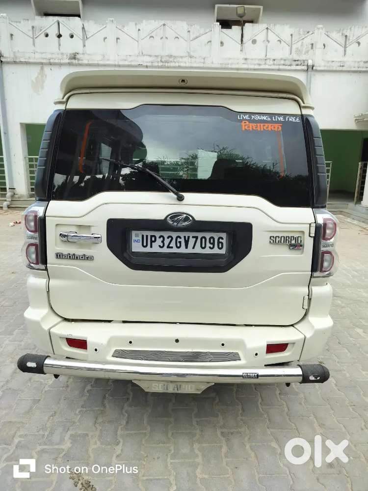Mahindra Scorpio S8 2016 Diesel Manual