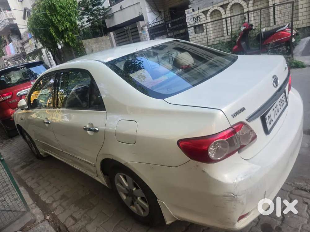Toyota Corolla Altis 2013