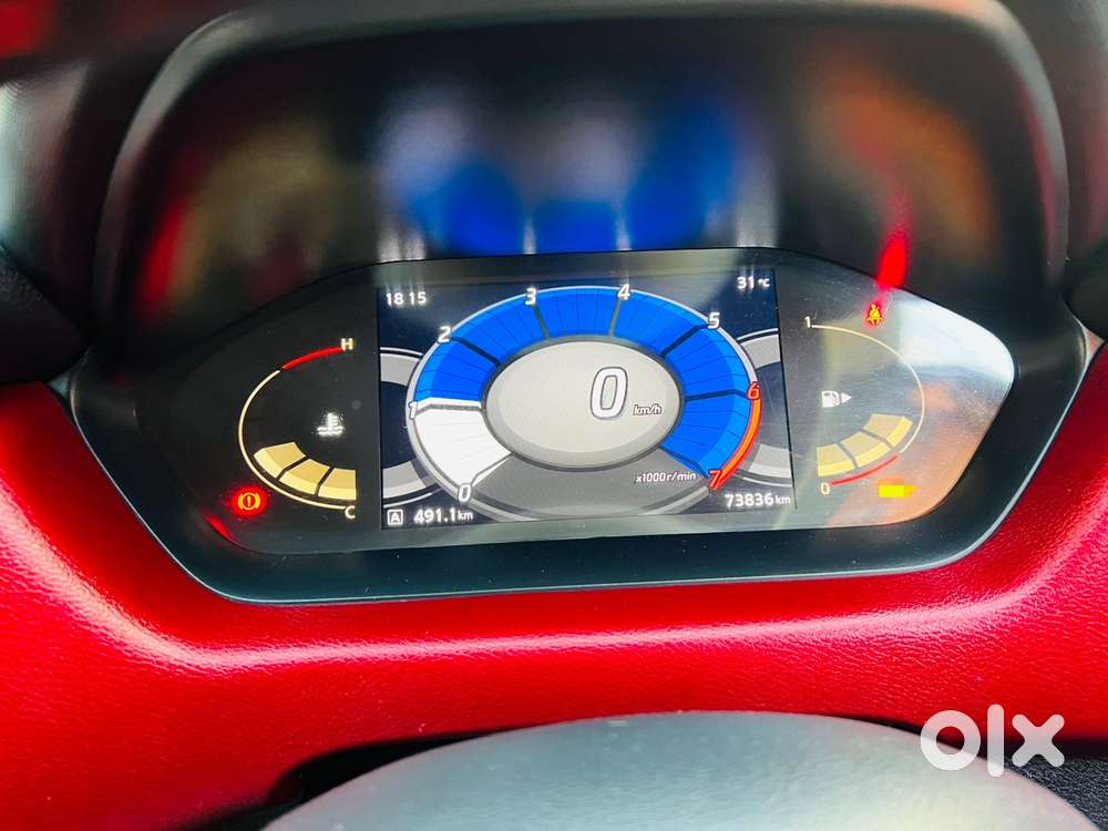 Nissan Magnite 1.0 Xv Red Edition, 2023, Petrol