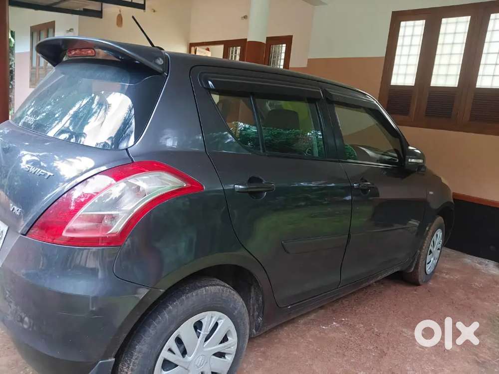 Maruti Suzuki Swift Petrol Manual 2017