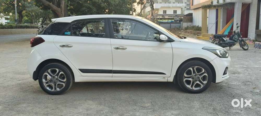 Hyundai I20 Petrol Asta Option, 2019, Petrol