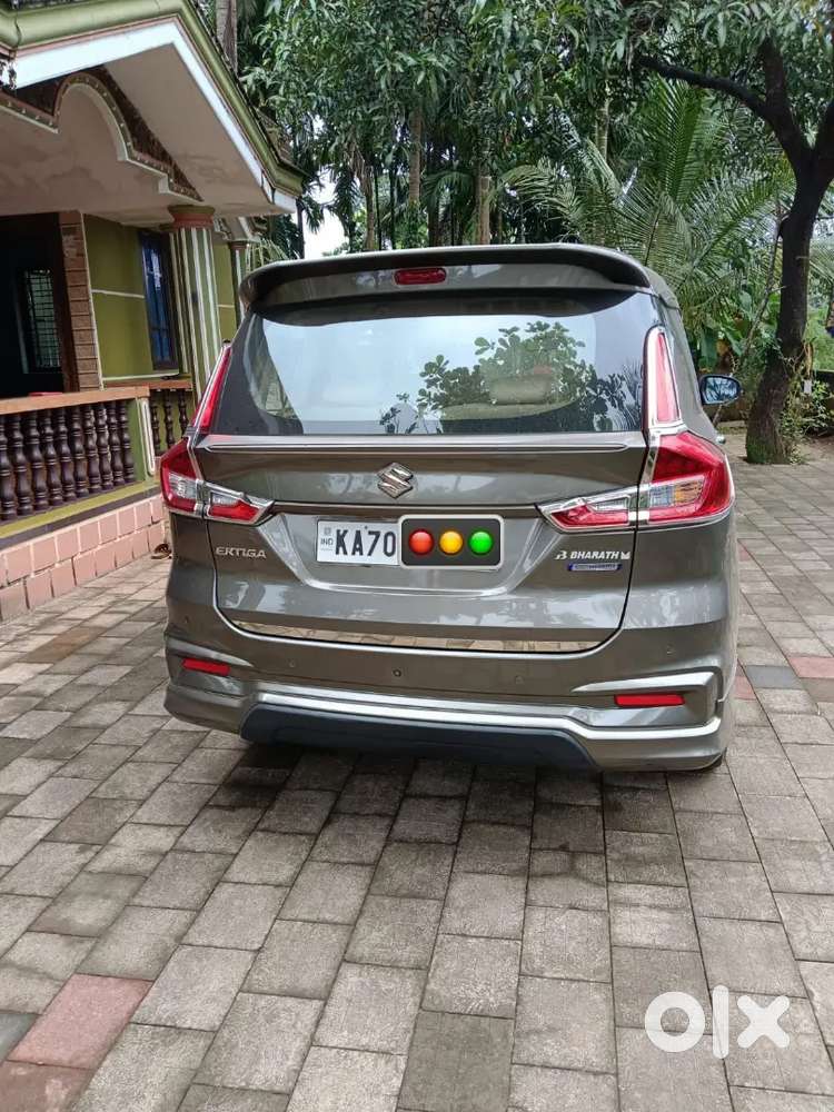 Maruti Suzuki Ertiga 2022 Petrol 70000 Km Driven