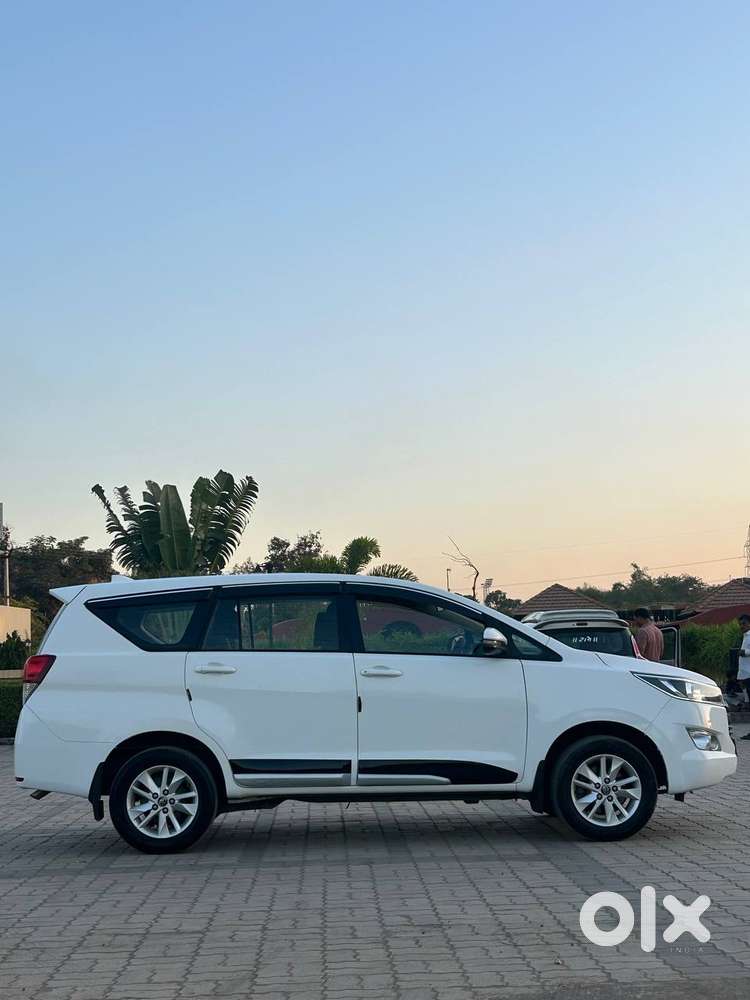 Toyota Innova Crysta 2.4 Gx Mt, 2019, Diesel