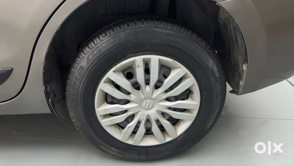 Maruti Suzuki Dzire 1.2 Vxi Amt, 2019, Petrol