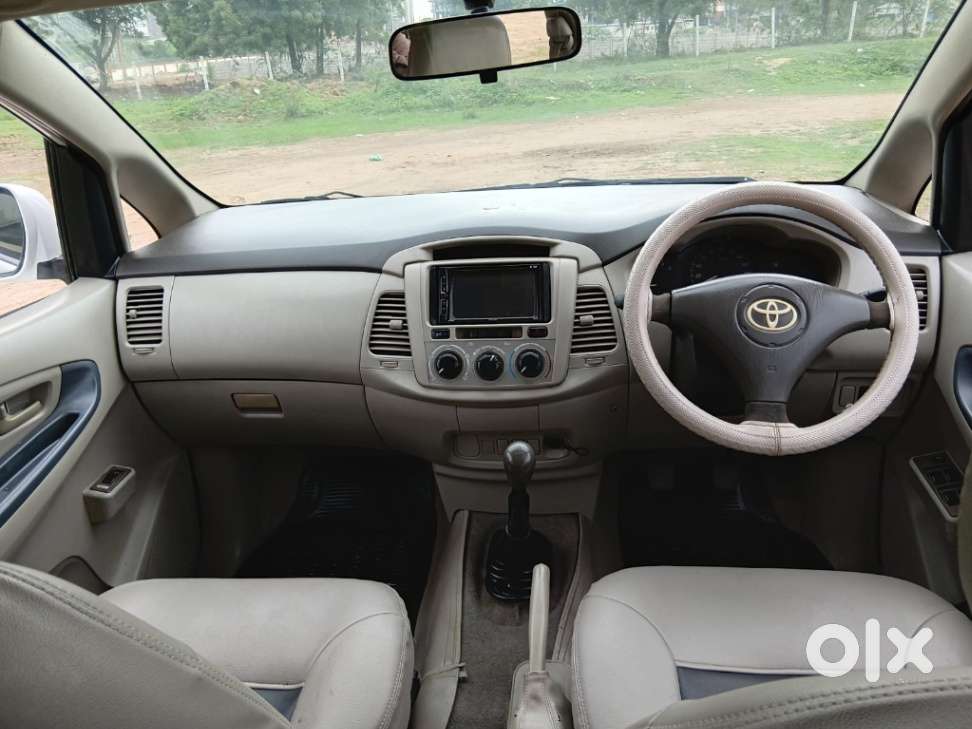 Toyota Innova 2.5 G (diesel) 7 Seater, 2014, Diesel