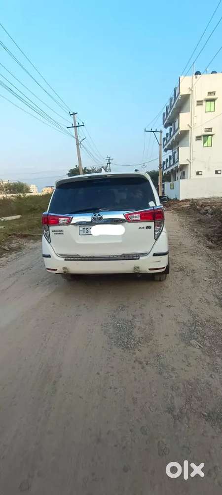 Toyota Innova Crysta 2018 Diesel 152000 Km Driven