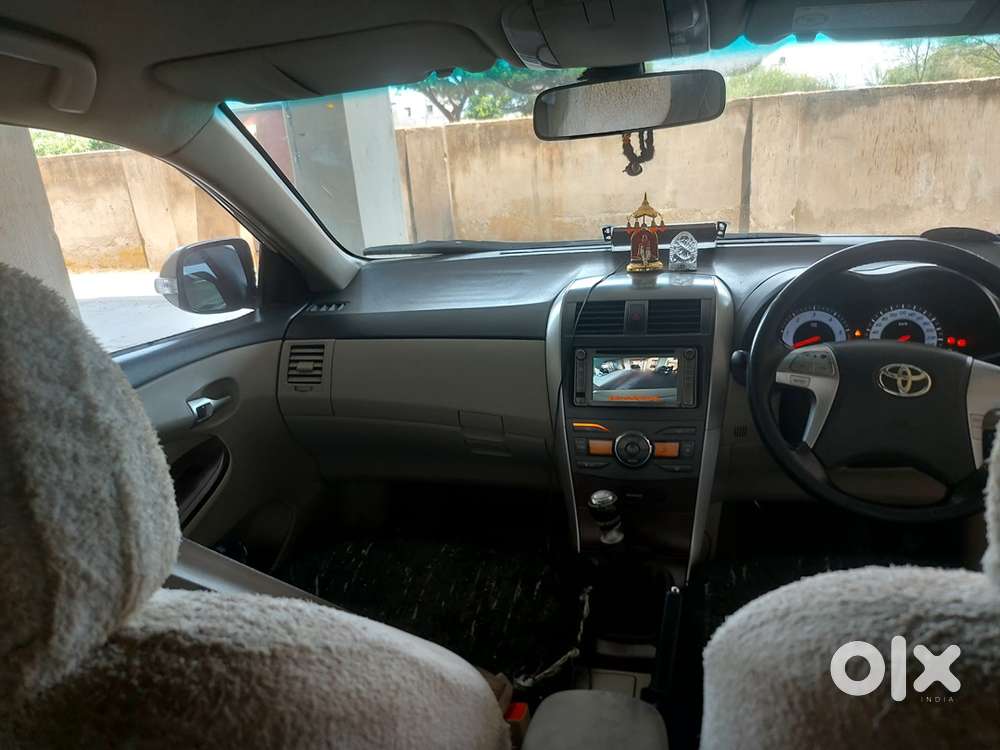 Toyota Corolla Altis 2013