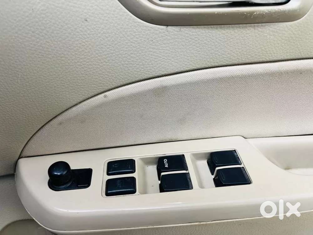 Maruti Suzuki Swift Dzire 1.3 Vxi, 2015, Petrol