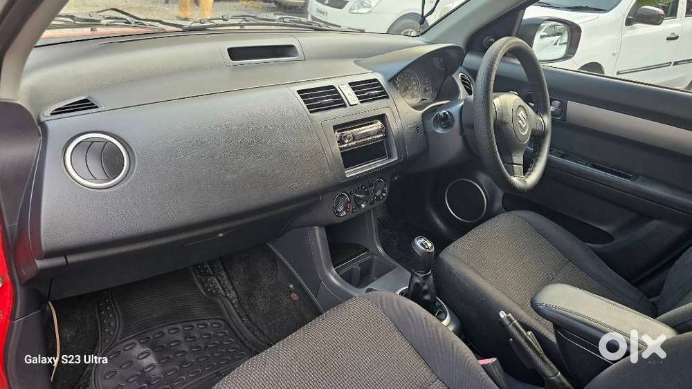 Maruti Suzuki Swift 1.2 Vxi Deca Limited Edition, 2007, Petrol