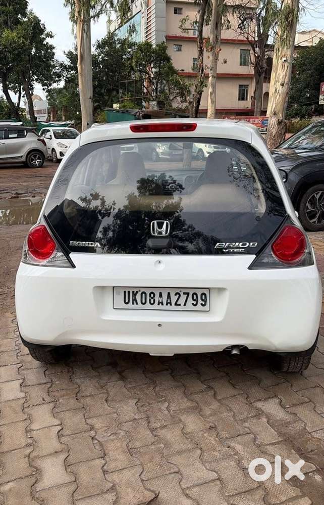 Honda Brio Mt 2012