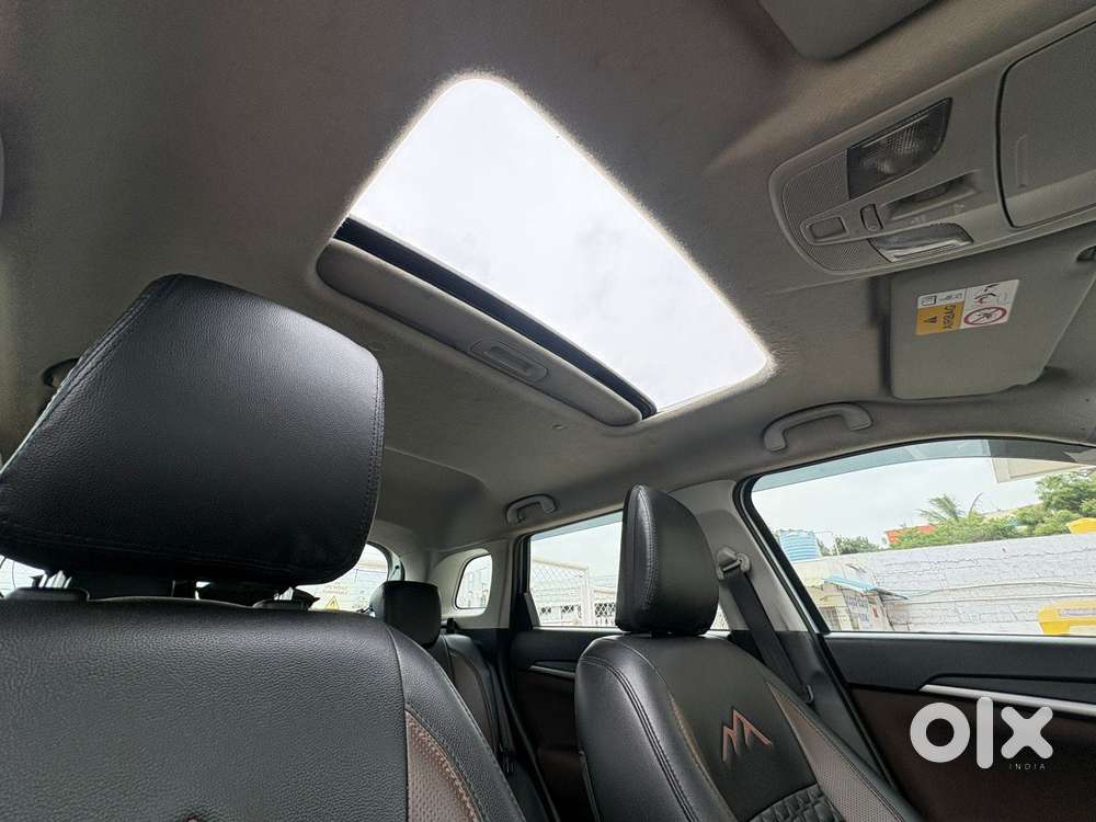 Maruti Suzuki Brezza 1.5 Zxi Smart Hybrid, 2022, Petrol