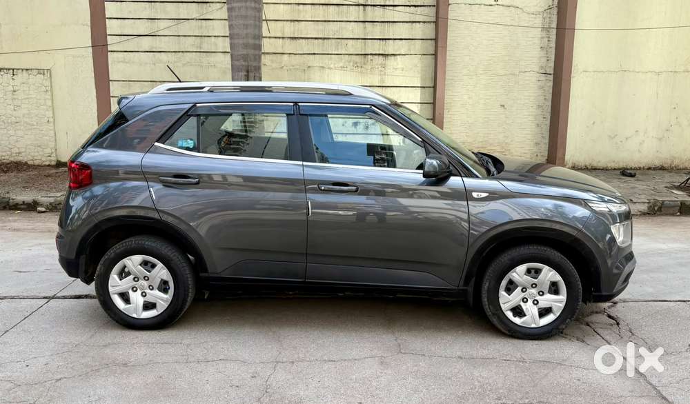 Hyundai Venue S Diesel, 2020, Diesel