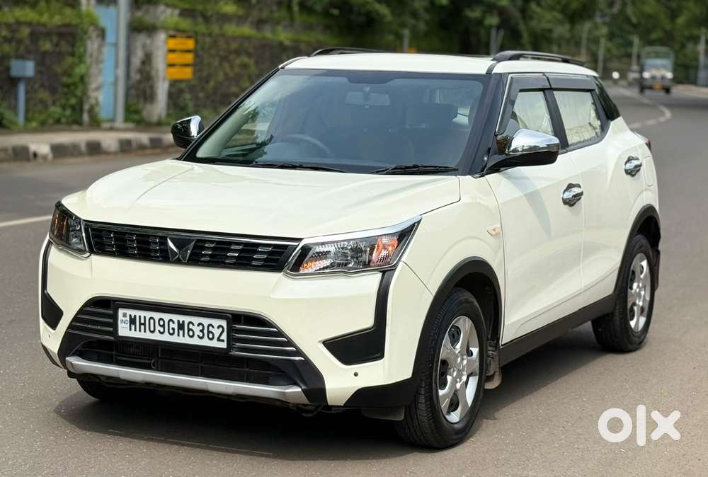 Mahindra Xuv300 W6, 2024, Petrol