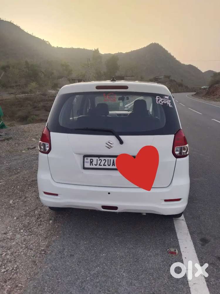 Maruti Suzuki Ertiga 2013 Cng