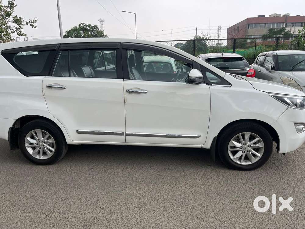 Toyota Innova Crysta 2.4 Gx Mt, 2020, Diesel