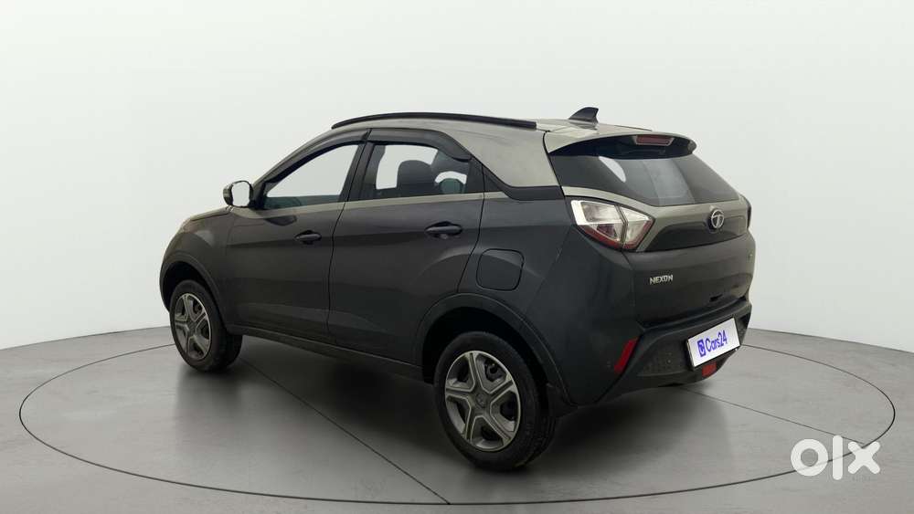 Tata Nexon 1.2 Revotron Xt, 2018, Petrol