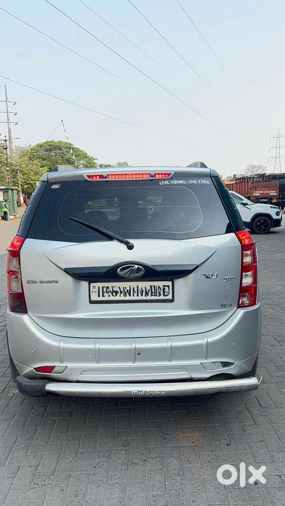 Mahindra Xuv500 2016 Diesel 98000 Km Driven