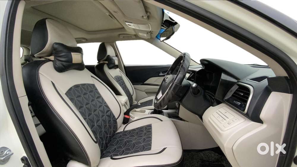 Mahindra Xuv300 W8 Option Diesel, 2021, Diesel