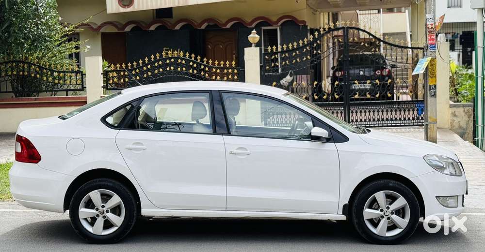 Skoda Rapid 1.6 Mpi Style, 2016, Petrol