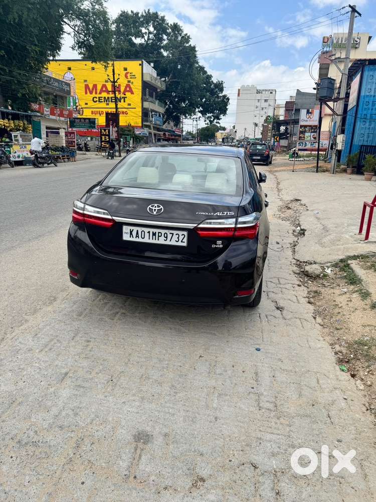 Toyota Corolla Altis 2017