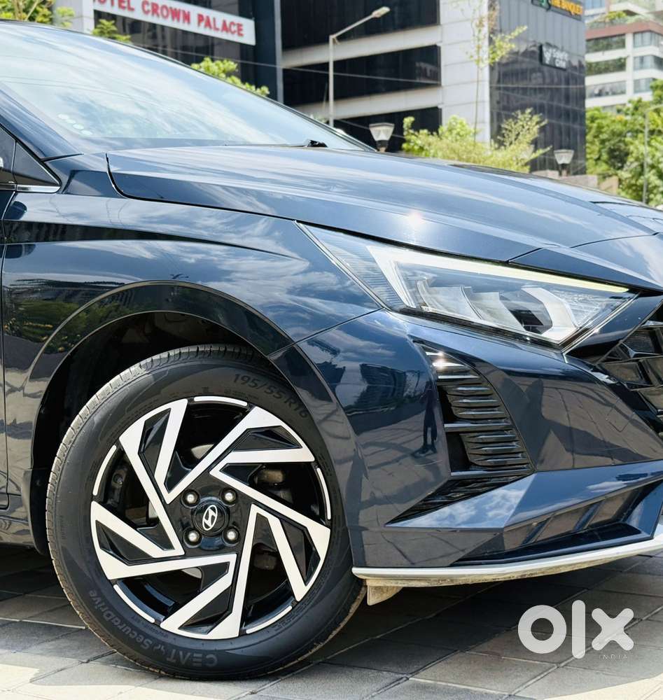 Hyundai I20 Asta (o) 1.2 Mt, 2024, Petrol