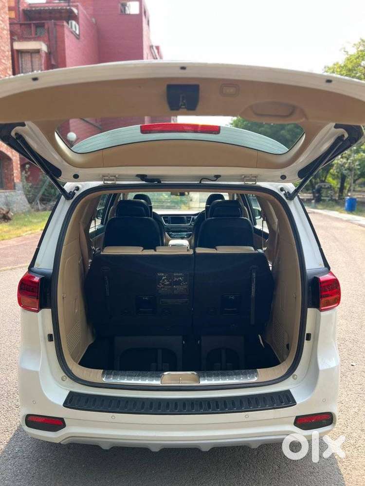 Kia Carnival Limousine, 2021, Diesel