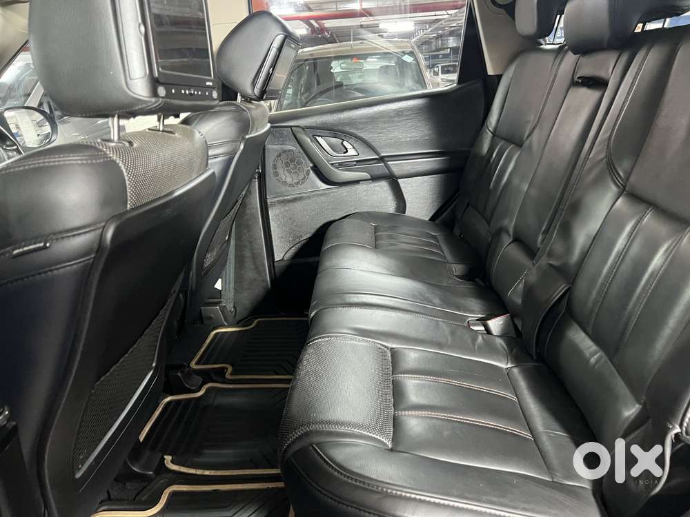 Mahindra Xuv500 At W10 Fwd, 2018, Diesel