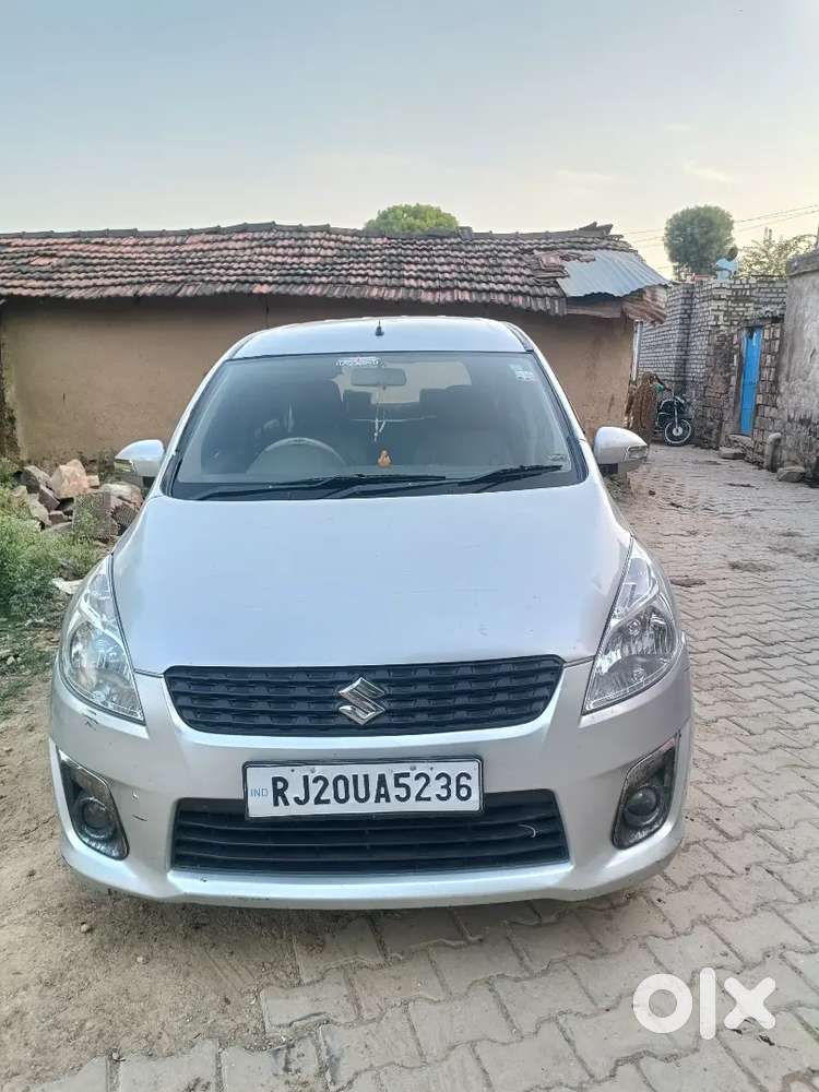 Maruti Suzuki Ertiga 2013 Diesel 100000 Km Driven