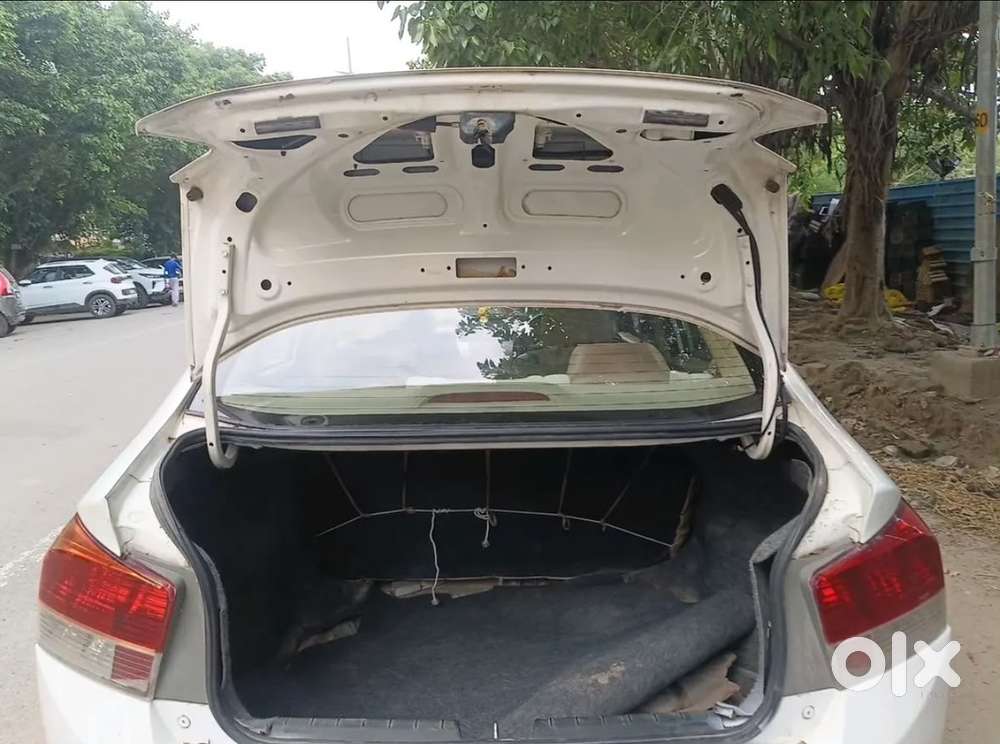 Honda City Petrol Manual 2011