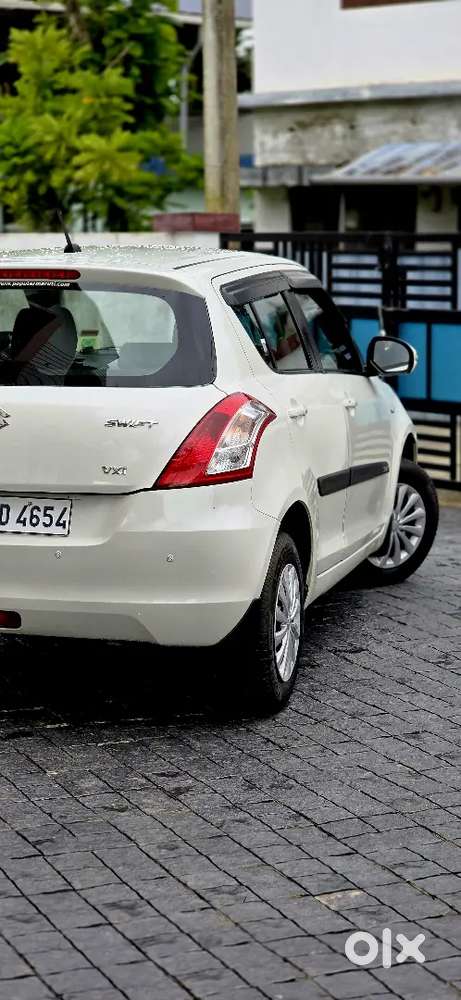 Maruti Suzuki Swift 2016 Petrol 68000 Km Driven