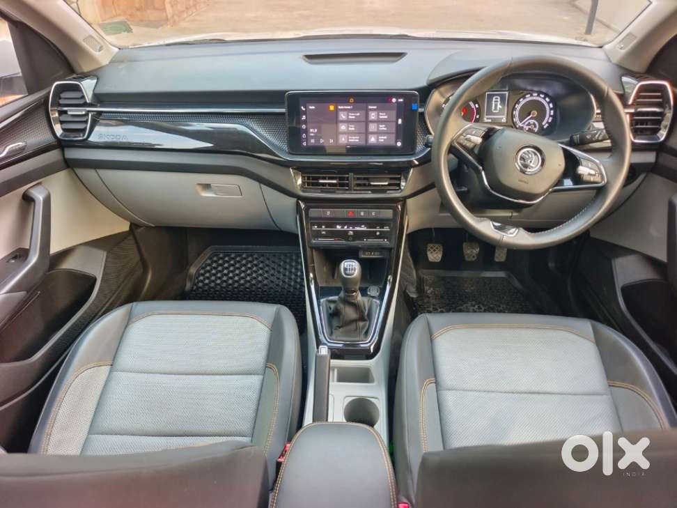 Skoda Kushaq 1.0 Tsi Style, 2022, Petrol