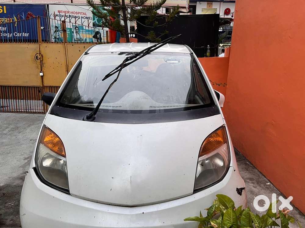 Tata Nano Cx White, With Ac, Petrol