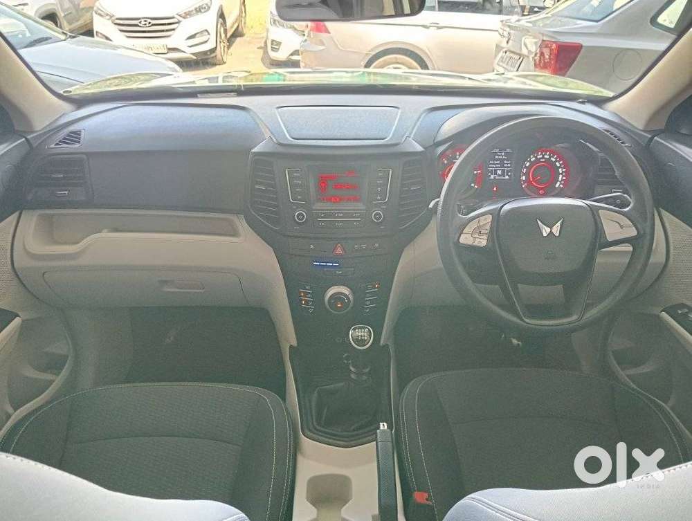 Mahindra Xuv300 W6 Diesel, 2023, Diesel