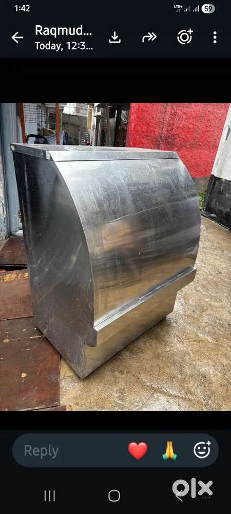 Brand new cash counter