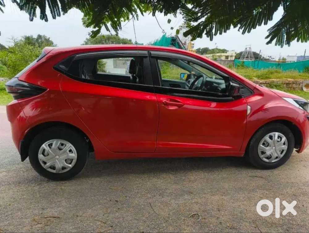Tata Altroz 1.2 Xe 2020