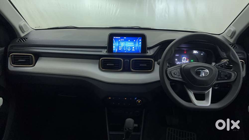Tata Punch 1.2 Revotron Accomplished Dazzle Pack Amt, 2024, Petrol