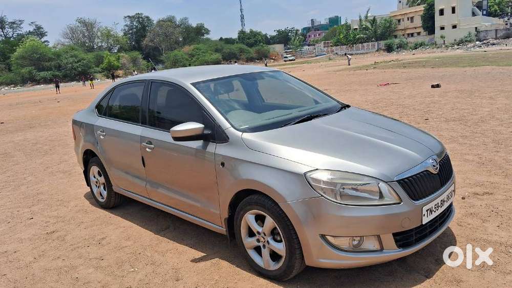 Skoda Rapid 1.6 Mpi Ambition, 2015, Diesel