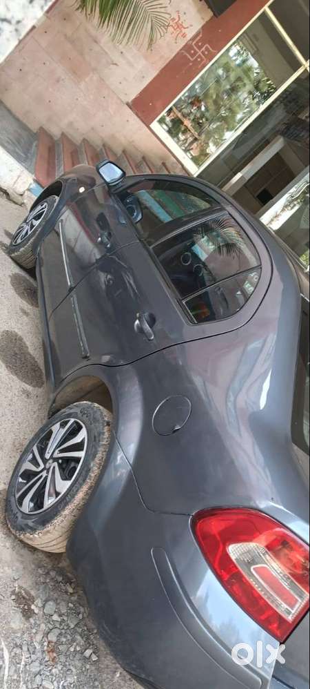 Urgent Sale: Well-maintained 2015 Ford Fiesta Classic (grey)