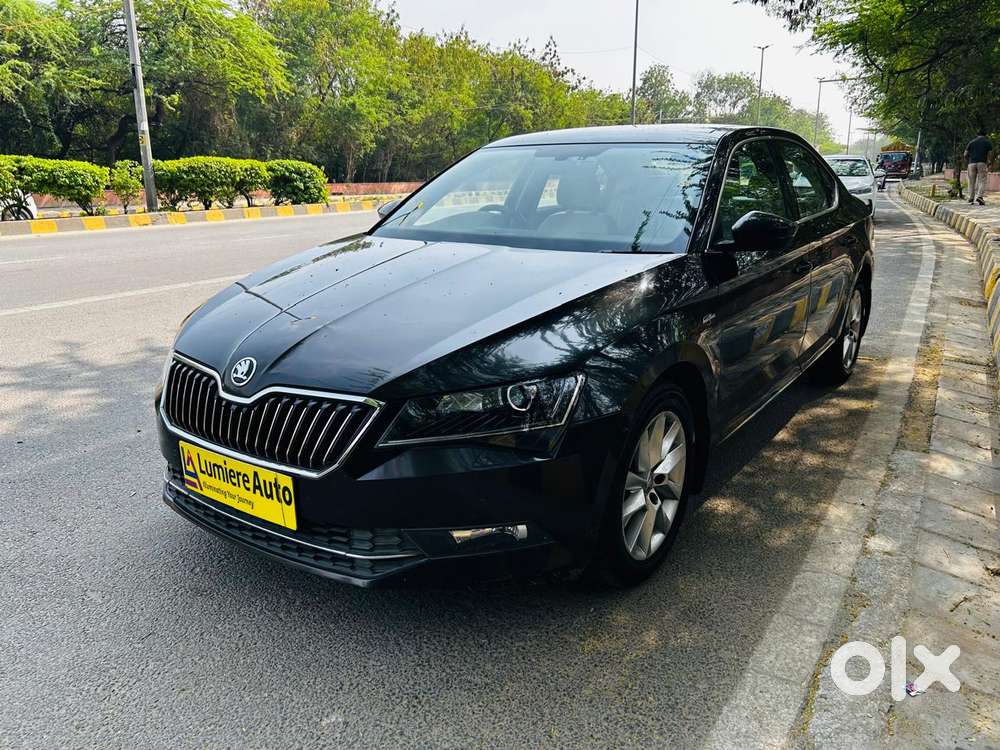 Skoda Superb L&k 1.8 Tsi At, 2019, Petrol