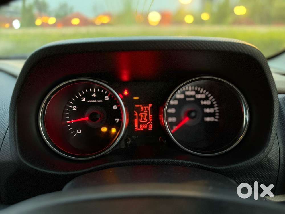 Mahindra Tuv 300 Mhawk100 T8, 2016, Diesel