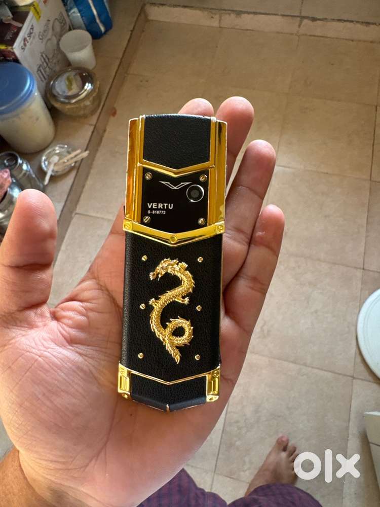 Vertu phone